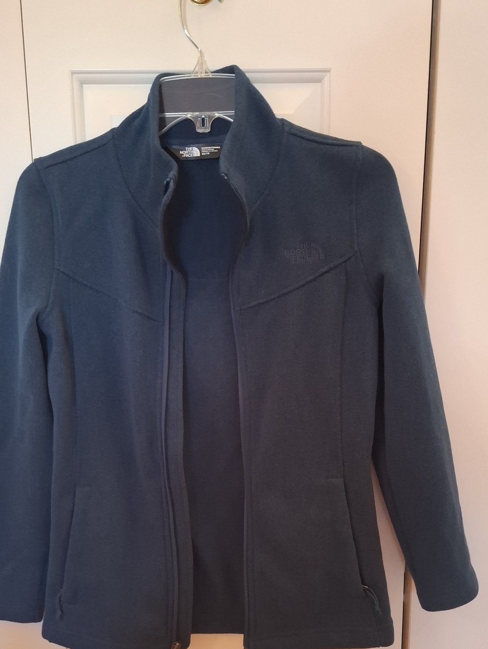 The North Face Women's Dark Teal Blue Zip Front Fleece Jacket